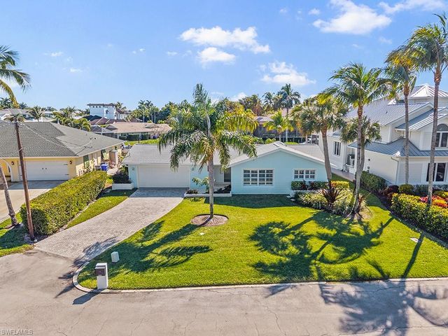 2175 Shad CT, Naples, FL 34102