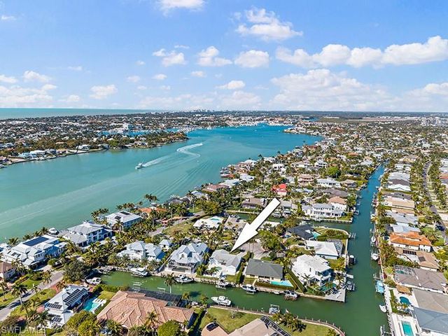 2175 Shad CT, Naples, FL 34102