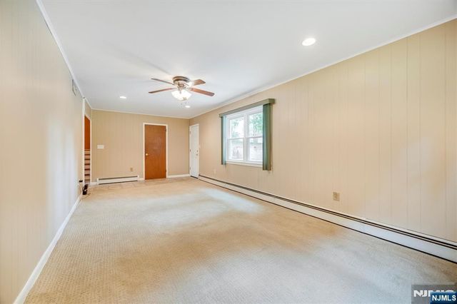 1 Brook Court, Little Falls, NJ 07424