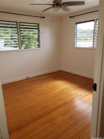 2313 Star Road A, Honolulu, HI 96813