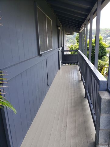 2313 Star Road A, Honolulu, HI 96813