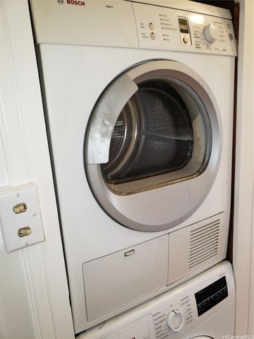 2313 Star Road A, Honolulu, HI 96813