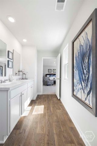 1054 Bergamot Road, Bloomingdale, GA 31302