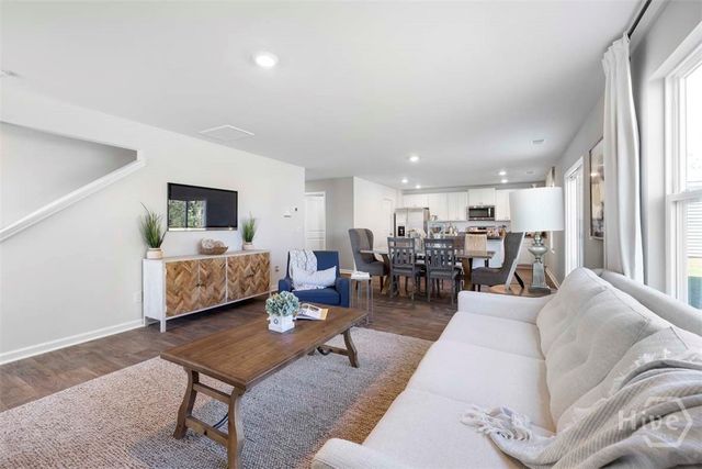 1054 Bergamot Road, Bloomingdale, GA 31302