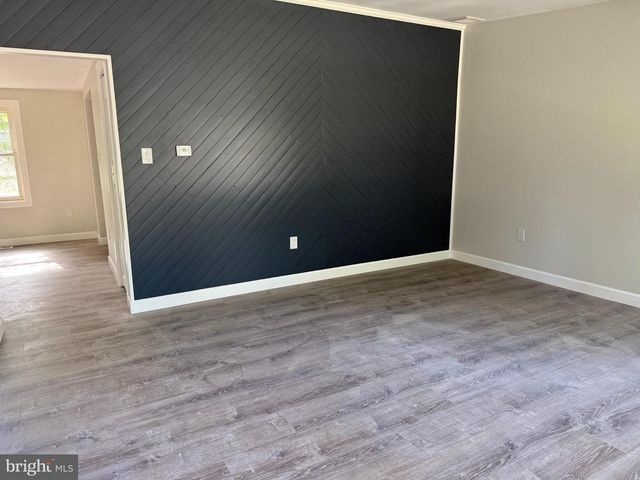 3015 PARK AVE, Millville, NJ 08332