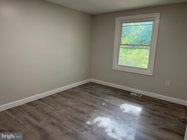 3015 PARK AVE, Millville, NJ 08332