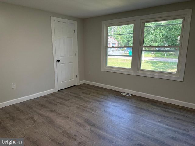 3015 PARK AVE, Millville, NJ 08332