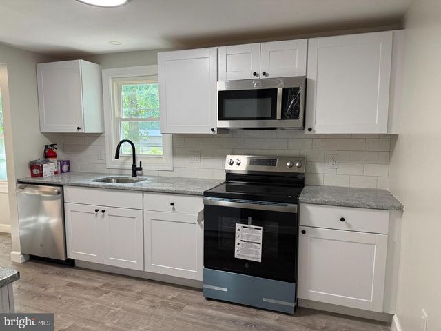 3015 PARK AVE, Millville, NJ 08332