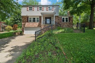 9261 Douglas Fir Dr, Plum Boro, PA 15239