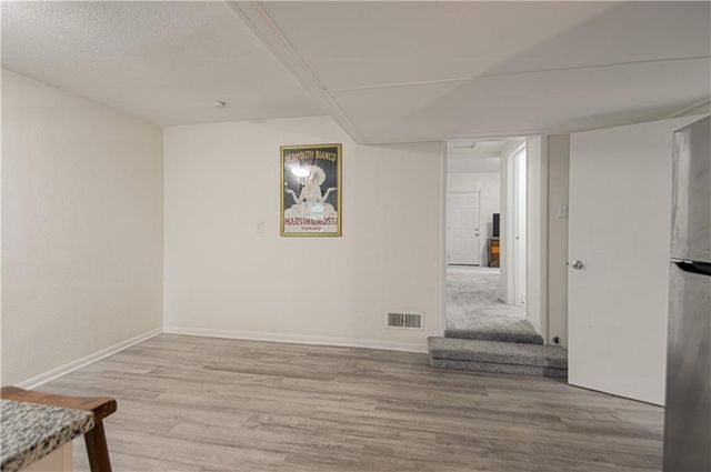 1801 S Broadway Street, Leavenworth, KS 66048