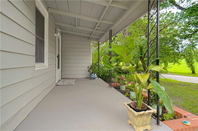 1801 S Broadway Street, Leavenworth, KS 66048