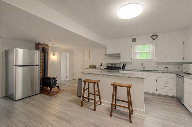 1801 S Broadway Street, Leavenworth, KS 66048