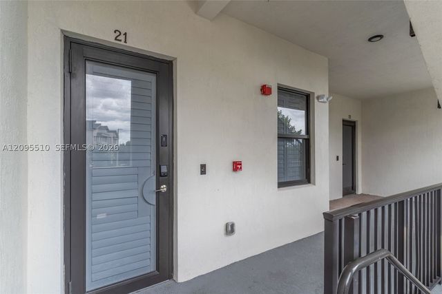 7815 NW 104th Ave 21, Doral, FL 33178