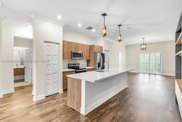 7815 NW 104th Ave 21, Doral, FL 33178