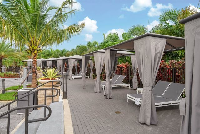 7815 NW 104th Ave 21, Doral, FL 33178