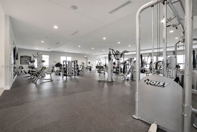 7815 NW 104th Ave 21, Doral, FL 33178