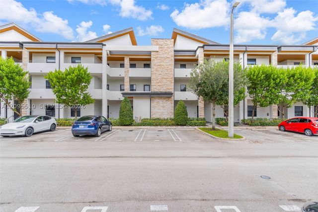 7815 NW 104th Ave 21, Doral, FL 33178