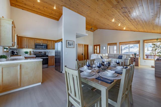 12996 Oberwald Way, Truckee, CA 96161