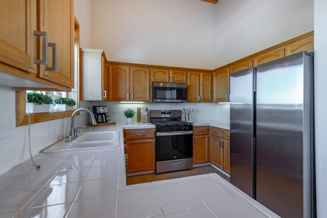 12996 Oberwald Way, Truckee, CA 96161