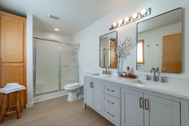 12996 Oberwald Way, Truckee, CA 96161