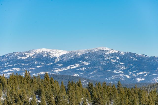 12996 Oberwald Way, Truckee, CA 96161