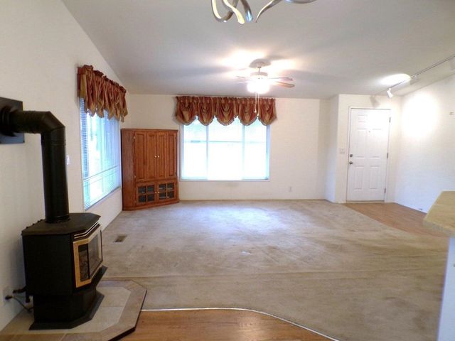 17 Crestview Dr, Kettle Falls, WA 99141