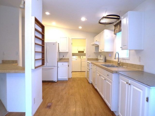 17 Crestview Dr, Kettle Falls, WA 99141