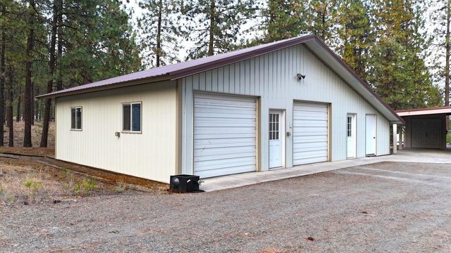 17 Crestview Dr, Kettle Falls, WA 99141