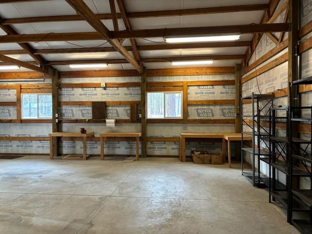 17 Crestview Dr, Kettle Falls, WA 99141