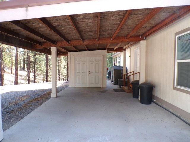 17 Crestview Dr, Kettle Falls, WA 99141