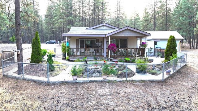 17 Crestview Dr, Kettle Falls, WA 99141