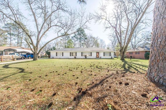 1402 Knoxville Street, Fort Valley, GA 31030