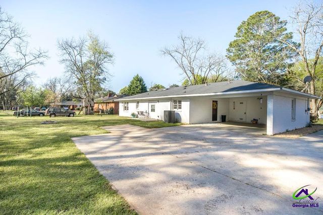 1402 Knoxville Street, Fort Valley, GA 31030