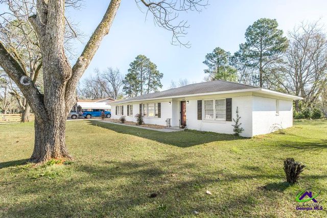 1402 Knoxville Street, Fort Valley, GA 31030