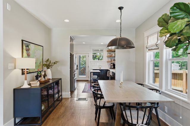 929 Lawrence, Nashville, TN 37204