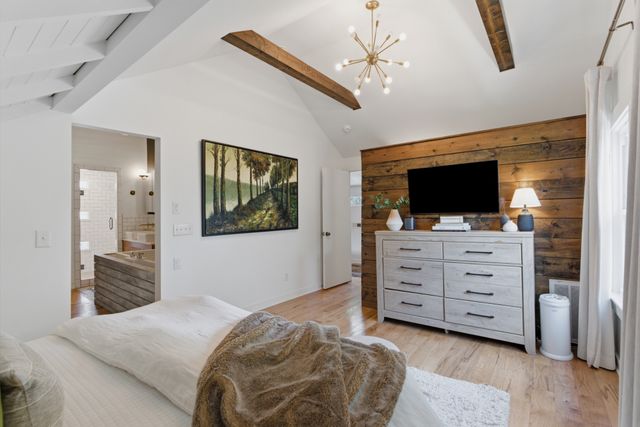 929 Lawrence, Nashville, TN 37204