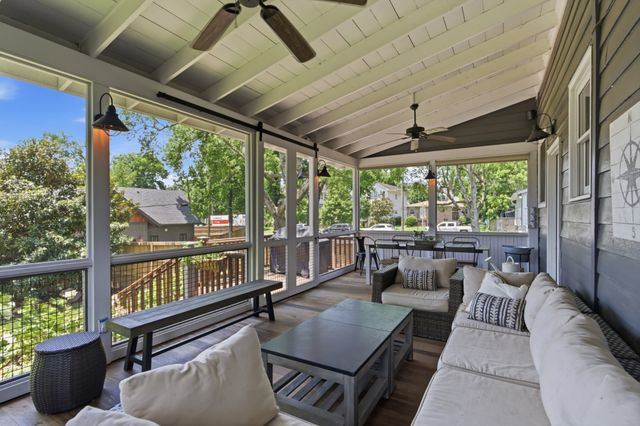 929 Lawrence, Nashville, TN 37204