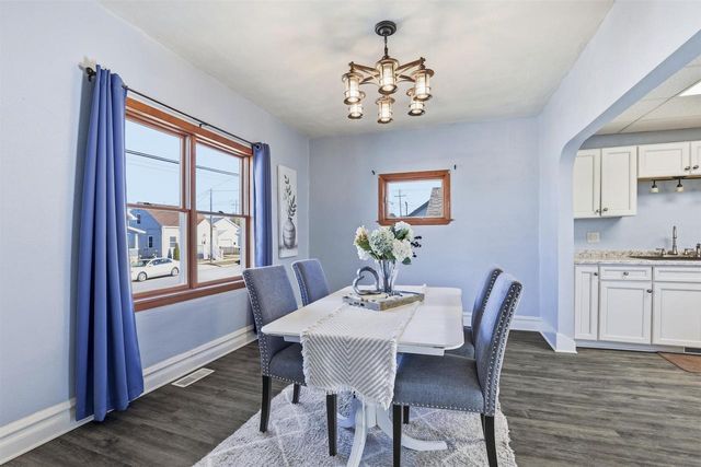 2023 LINCOLN STREET, Two Rivers, WI 54241