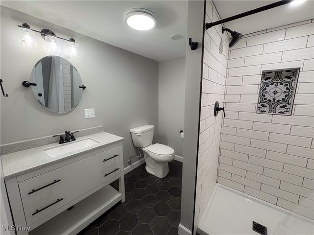 330 Wynncrest Drive, Marietta, OH 45750