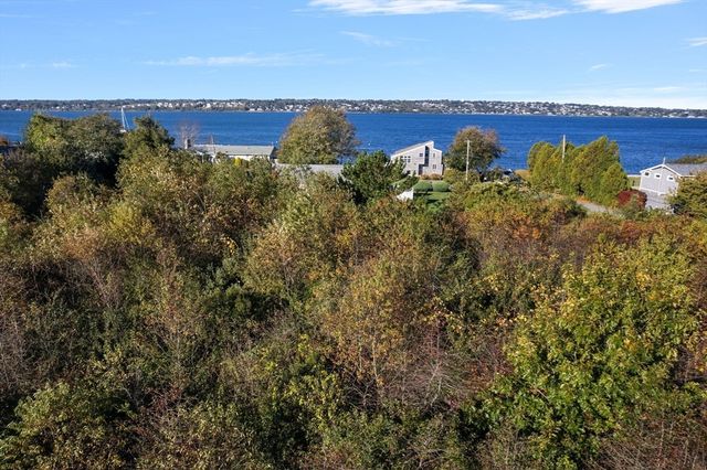 0 Seapowet Ave., Tiverton, RI 02878