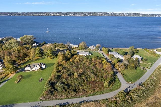 0 Seapowet Ave., Tiverton, RI 02878