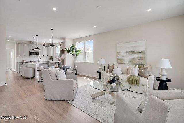 5424 Folklore Way, Wilmington, NC 28412