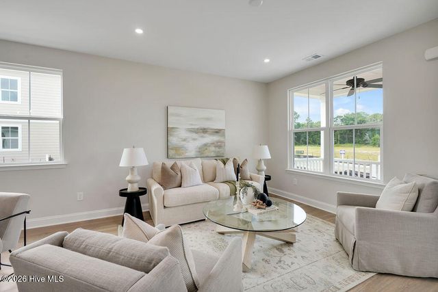 5424 Folklore Way, Wilmington, NC 28412