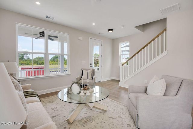 5424 Folklore Way, Wilmington, NC 28412