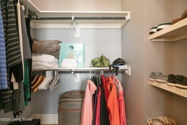 415 E Market St 201, Louisville, KY 40202