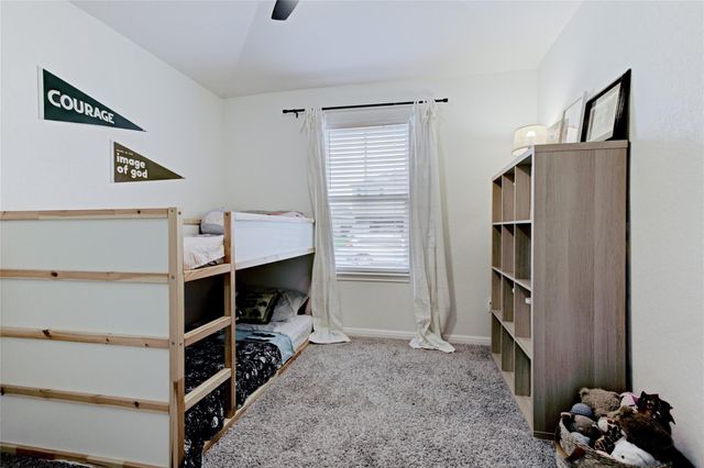 114 Creek Hollow DR, Hutto, TX 78634