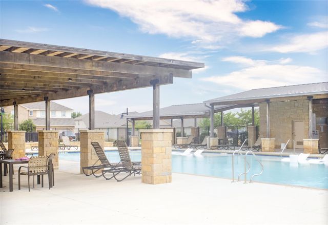 114 Creek Hollow DR, Hutto, TX 78634
