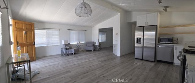 11401 Topanga Canyon Blvd Spc 12, Chatsworth, CA 91311