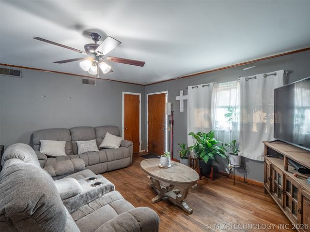 1705 Virginia Drive, Mcalester, OK 74501