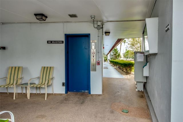 1432 TROPIC TERRACE 1432, North Fort Myers, FL 33903